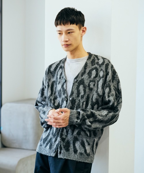 TOWNCRAFT（タウンクラフト）の「TOWN CRAFT タウンクラフト / SHAGGY VINTAGE V CARDIGAN アクリル 花柄（カーディガン/ボレロ・メンズ・グレー系1/その他1/グレー/オリーブ/カーキ/その他2・SMALL/MEDIUM/LARGE）」の16枚目の写真