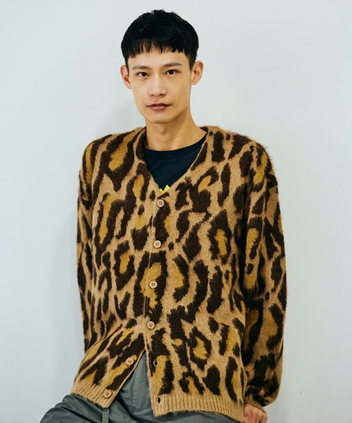 TOWNCRAFT（タウンクラフト）の「TOWN CRAFT タウンクラフト / SHAGGY VINTAGE V CARDIGAN アクリル 花柄（カーディガン/ボレロ・メンズ・グレー系1/その他1/グレー/オリーブ/カーキ/その他2・SMALL/MEDIUM/LARGE）」の17枚目の写真