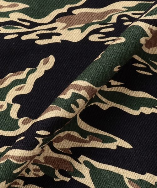 XLARGE KIDS(エクストララージキッズ)の「タイガーカモツイルフードブルゾン(ブルゾン・キッズ・ベージュ/カーキ・130cm/90cm/120cm/140cm/100cm/110cm)」の9枚目の写真