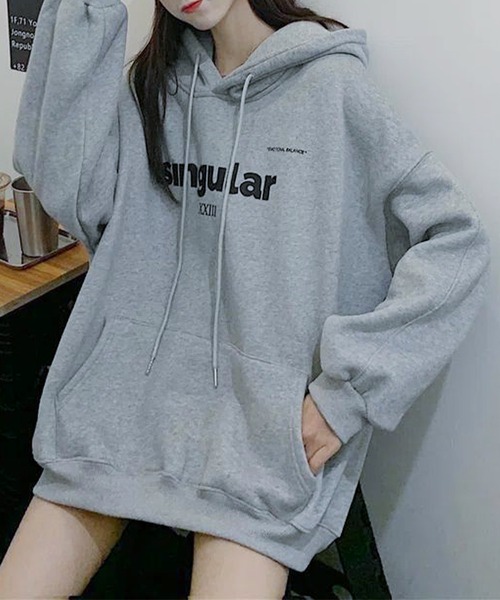 Lace Ladies(レースレディース)の「オーバーサイジング ロゴ付き 長袖 フーデット パーカー(パーカー・レディース・ホワイト/ブラック/ネイビー/グレー・M/XL)」の13枚目の写真