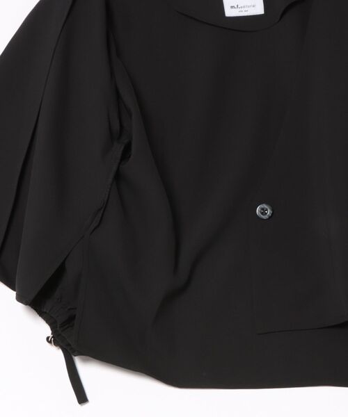 m.f.editorial（エムエフエディトリアル）の「【ストレッチ UVカット イージーケア】m.f.エディトリアル レディース ドライタッチ カルゼ シャツ アウター (セットアップ可能)（ノーカラージャケット・レディース・ベージュ/ブラック・MEDIUM/LARGE）」の4枚目の写真