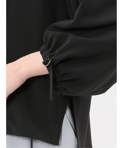 m.f.editorial（エムエフエディトリアル）の「【ストレッチ UVカット イージーケア】m.f.エディトリアル レディース ドライタッチ カルゼ シャツ アウター (セットアップ可能)（ノーカラージャケット・レディース・ベージュ/ブラック・MEDIUM/LARGE）」の15枚目の写真