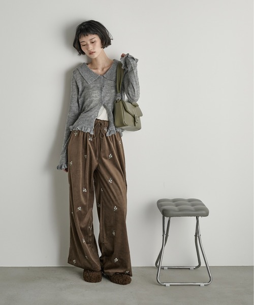 THE YOn(ザヨン)の「モヘアフリルシアーポロニットカーディガン(カーディガン/ボレロ・レディース・アイボリー/チャコールグレー/グレー/マスタード・FREE)」の5枚目の写真