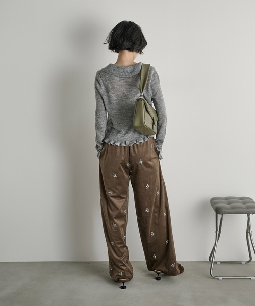 THE YOn(ザヨン)の「モヘアフリルシアーポロニットカーディガン(カーディガン/ボレロ・レディース・アイボリー/チャコールグレー/グレー/マスタード・FREE)」の8枚目の写真