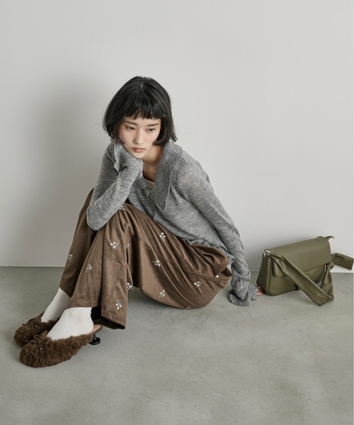 THE YOn(ザヨン)の「モヘアフリルシアーポロニットカーディガン(カーディガン/ボレロ・レディース・アイボリー/チャコールグレー/グレー/マスタード・FREE)」の13枚目の写真