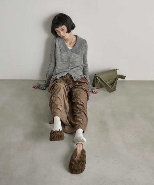 THE YOn(ザヨン)の「モヘアフリルシアーポロニットカーディガン(カーディガン/ボレロ・レディース・アイボリー/チャコールグレー/グレー/マスタード・FREE)」の14枚目の写真