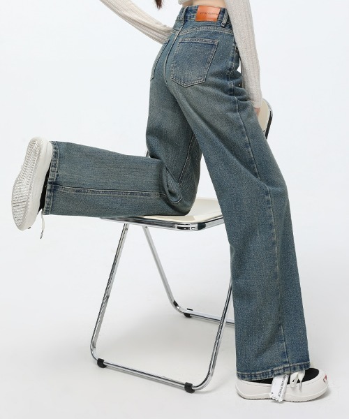 HANDO（ハンド）の「[高身長サイズMT/低身長サイズS有り]ヴィンテージウォッシュ ハイウエストワイドストレートデニムパンツ きれいめカジュアル 韓国風（デニムパンツ・レディース・ブルー・XL/S/M/L）」の4枚目の写真