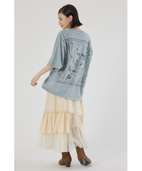 RODEO CROWNS WIDE BOWL(ロデオクラウンズワイドボウル)の「バンダナピグメントTシャツ(Tシャツ/カットソー・レディース・チャコールグレー/ライトブルー/オフホワイト・FREE)」の6枚目の写真