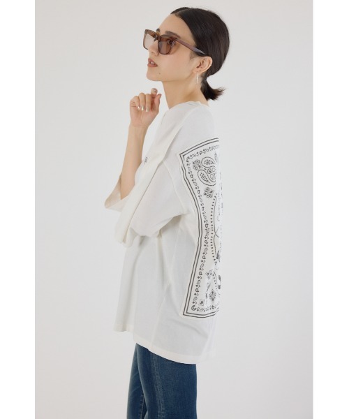 RODEO CROWNS WIDE BOWL(ロデオクラウンズワイドボウル)の「バンダナピグメントTシャツ(Tシャツ/カットソー・レディース・チャコールグレー/ライトブルー/オフホワイト・FREE)」の8枚目の写真