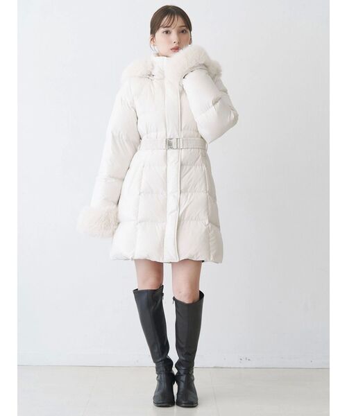 未使用級✨MERCURYDUO ファー付アライドロングダウン　白　s セール】フェイクファー付きアライドロングダウン（ダウンジャケット