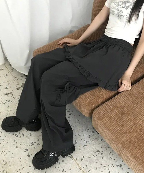 HALEY PESCA(ヘーリーペスカ)の「HALEY PESCA/レイヤード風 カジュアルガーリーナイロンパンツ(カーゴパンツ・レディース・ピンク/ブラック/グレー・FREE)」の4枚目の写真