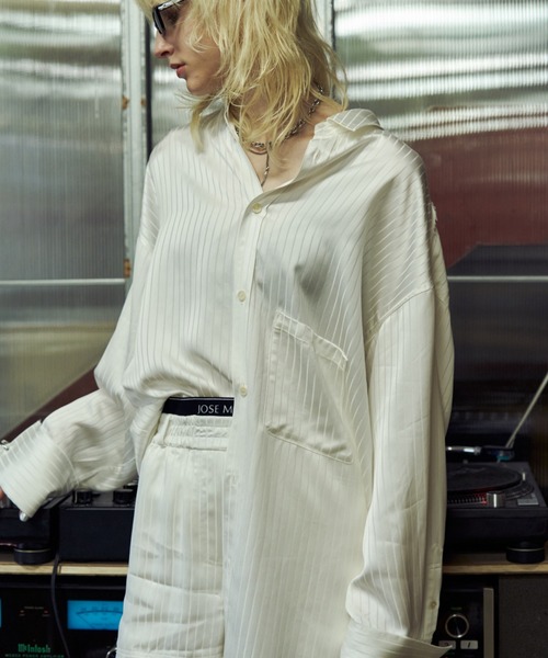 JOSE MOON(ジョゼムーン)の「JOSEMOON SATIN STRIPE SHIRT/ジョゼムーンサテンストライプシャツ(シャツ/ブラウス・レディース・ブラック/サックスブルー/ホワイト/ブラウン・FREE)」の18枚目の写真