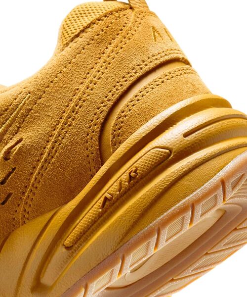 NIKE(ナイキ)の「ナイキ エア モナーク SE メンズ ワークアウト シューズ / Nike Air Monarch SE Men’s Workout Shoes IB2281-700 Wheat(スニーカー・メンズ・ウィート・25.5/26/26.5/27/27.5/28/28.5/29)」の8枚目の写真