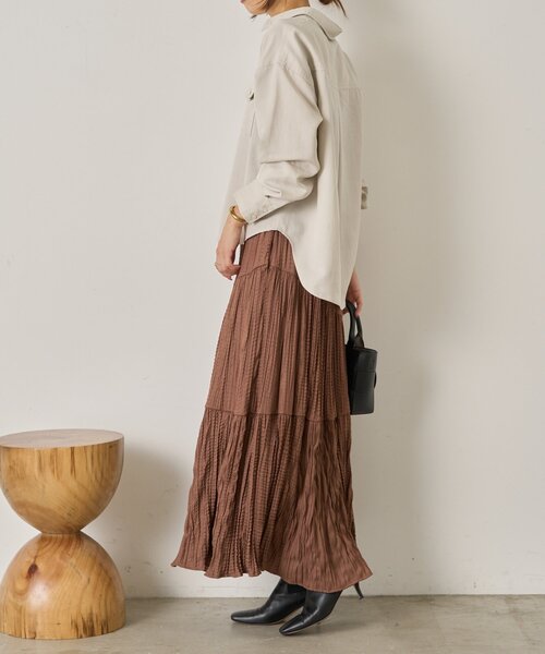 Jena espace merveilleux(ジェナ エスパスメルヴェイユ)の「【春まで着れる】袖タックダブルポケットシャツ(シャツ/ブラウス・レディース・チャコールグレー/ベージュ/ライトグレー・FREE)」の7枚目の写真