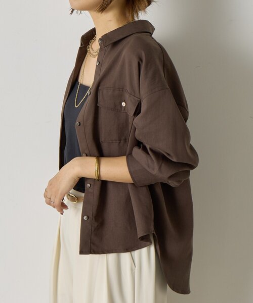 Jena espace merveilleux(ジェナ エスパスメルヴェイユ)の「【春まで着れる】袖タックダブルポケットシャツ(シャツ/ブラウス・レディース・チャコールグレー/ベージュ/ライトグレー・FREE)」の18枚目の写真