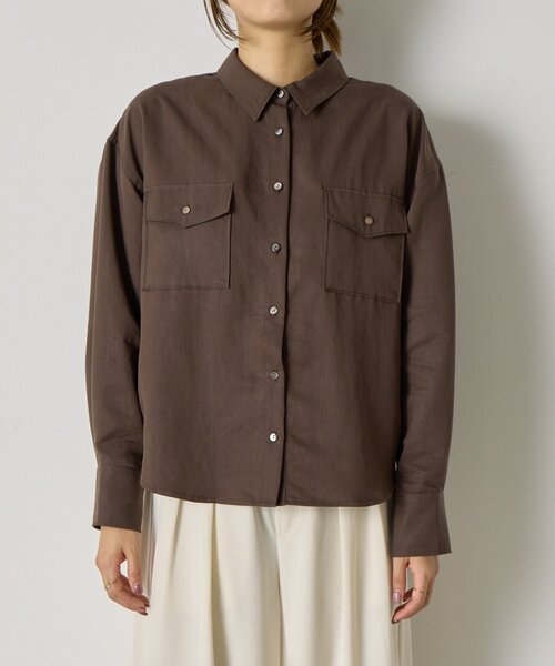 Jena espace merveilleux(ジェナ エスパスメルヴェイユ)の「【春まで着れる】袖タックダブルポケットシャツ(シャツ/ブラウス・レディース・チャコールグレー/ベージュ/ライトグレー・FREE)」の20枚目の写真