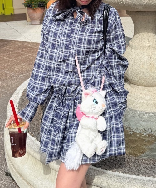 nemne store(ネンネストア)の「チェックバルーンシャツワンピ(ワンピース・レディース・ネイビー/ブラウン/ブラック・SMALL/MEDIUM)」の1枚目の写真