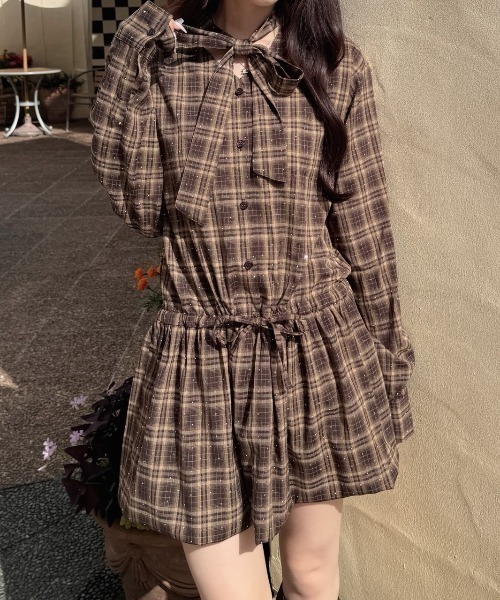 nemne store(ネンネストア)の「チェックバルーンシャツワンピ(ワンピース・レディース・ネイビー/ブラウン/ブラック・SMALL/MEDIUM)」の7枚目の写真