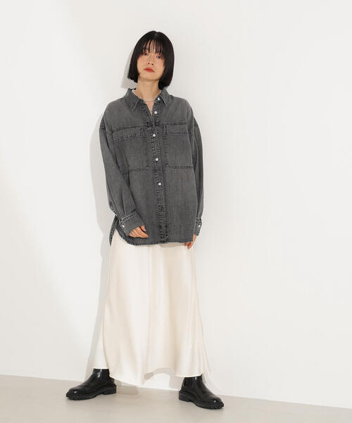 N.（N. Natural Beauty Basic）（エヌエヌナチュラルビューティーベーシック）の「デニムオーバーシャツ（シャツ/ブラウス・レディース・ブラック/ブルー/キャメル・MEDIUM）」の9枚目の写真