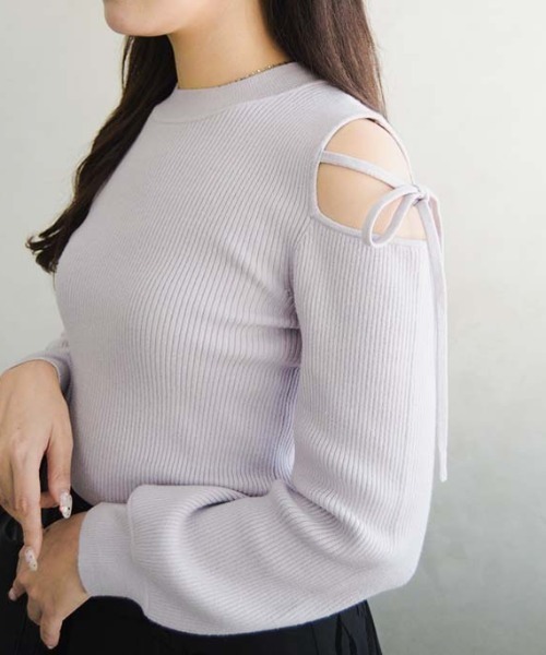 MISCH MASCH(ミッシュマッシュ)の「肩開きリボンニット(ニット/セーター・レディース・ブラック/ホワイト/ラベンダー・フリ-)」の14枚目の写真