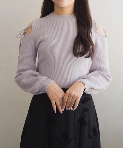 MISCH MASCH(ミッシュマッシュ)の「肩開きリボンニット(ニット/セーター・レディース・ブラック/ホワイト/ラベンダー・フリ-)」の15枚目の写真