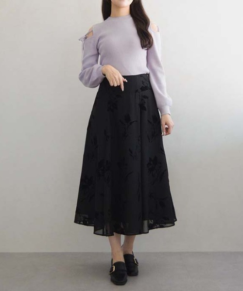 MISCH MASCH(ミッシュマッシュ)の「肩開きリボンニット(ニット/セーター・レディース・ブラック/ホワイト/ラベンダー・フリ-)」の21枚目の写真