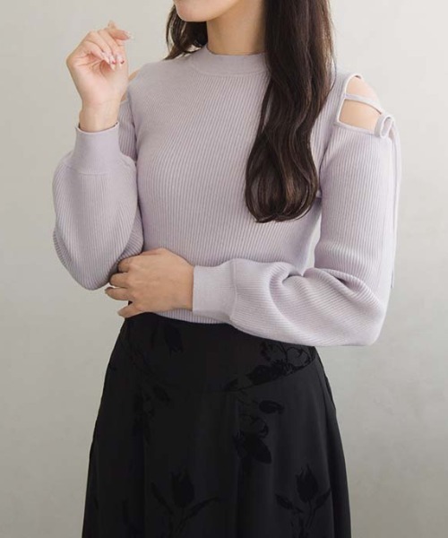 MISCH MASCH(ミッシュマッシュ)の「肩開きリボンニット(ニット/セーター・レディース・ブラック/ホワイト/ラベンダー・フリ-)」の11枚目の写真