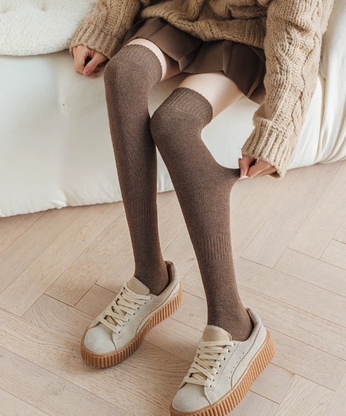 ampm（エーエムピーエム）の「あったか秋冬ニーハイソックス（ソックス/靴下・レディース・グレー/ブラウン/ブラック・FREE）」の3枚目の写真
