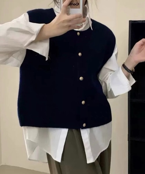 SHOUYO(ショウヨウ)の「パールボタンニットベスト/レイヤードショートベスト(ブラック/グレー)(ベスト・レディース・グレー/ブラック・M)」の3枚目の写真