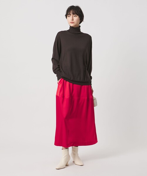 UNITED ARROWS（ユナイテッドアローズ）の「18G ウール タートルネック ニット ‐ウォッシャブル‐（ニット/セーター・レディース・オフホワイト/ブラック/ダークブラウン/ベージュ/ネイビー・FREE）」の7枚目の写真