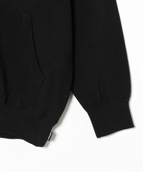 Hellrazor(ヘルレイザー)の「HELLRAZOR / ARCH LOGO FULL ZIP HOODIE(スウェット・メンズ・ブラック・M/L/XL)」の4枚目の写真