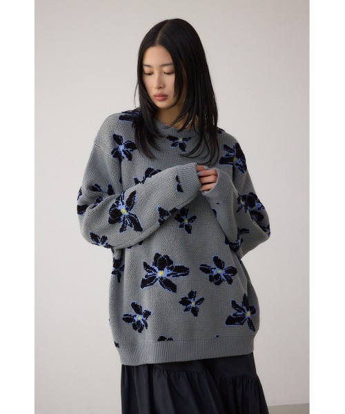 AZUL by moussy(アズールバイマウジー)の「フラワーダブルジャガードニット(ニット/セーター・メンズ・ブラック系その他/グレー系その他/ホワイト系その他・MEDIUM/LARGE)」の3枚目の写真