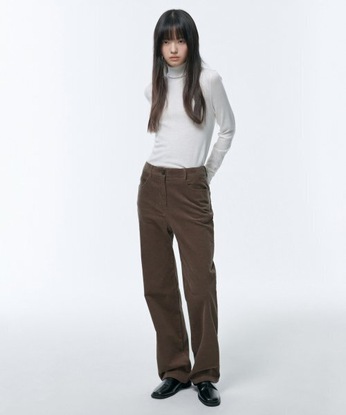 MUSINSA STANDARD WOMAN（ムシンサスタンダードウーマン）の「ウィメンズストレートコーデュロイパンツ[カーキブラウン]（その他パンツ・レディース・その他・29/30/24/25/26/27/28）」の3枚目の写真