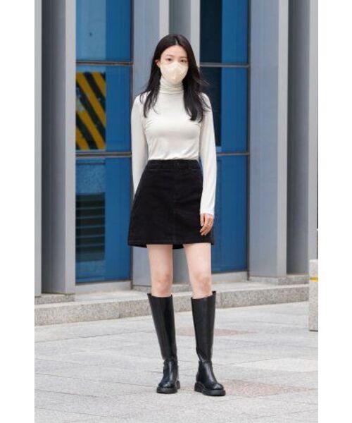 MUSINSA STANDARD WOMAN（ムシンサスタンダードウーマン）の「ウィメンズテンセルスリムタートルネックTシャツ[クリーム]（Tシャツ/カットソー・レディース・その他・SMALL/MEDIUM/LARGE/X-LARGE/X-SMALL）」の15枚目の写真