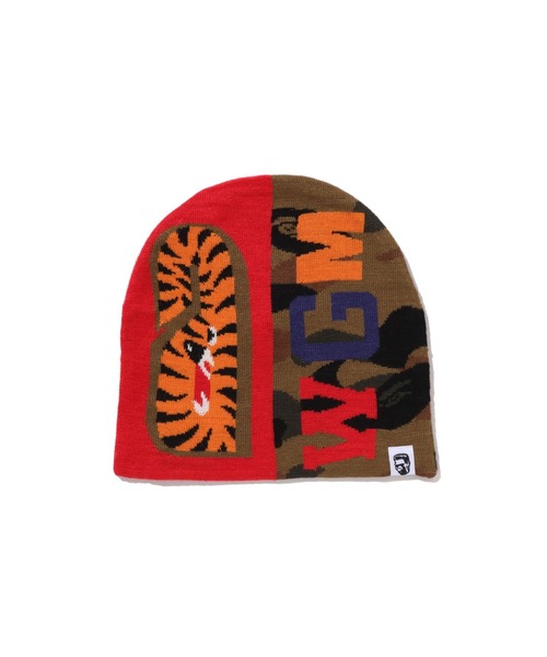A BATHING APE（アベイシングエイプ）の「1ST CAMO SHARK KNIT CAP（ハット・メンズ・グレー/ブラック/レッド・FREE）」の6枚目の写真