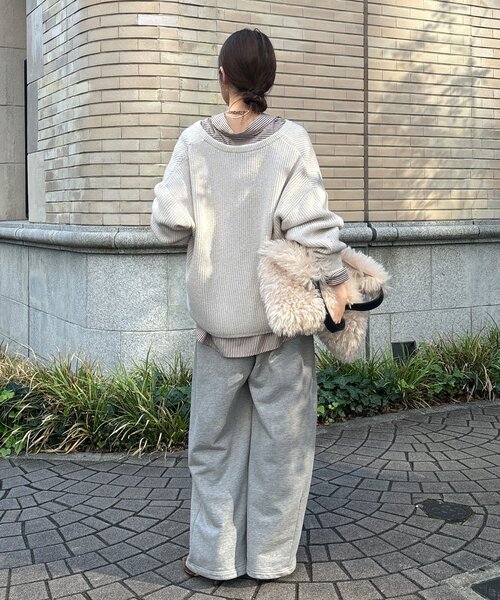 DouDou（ドゥドゥ）の「ウール混スキッパープルオーバー（ニット/セーター・レディース・ホワイト系その他/ブラック/チャコールグレー・FREE）」の8枚目の写真