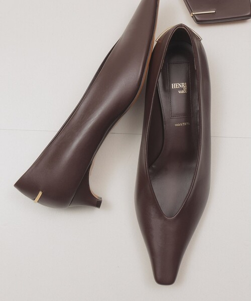 HENRI EN VARGO（ヘンリエンヴァーゴ）の「HENRI EN VARGO / HEREN パンプス（パンプス・レディース・ダークブラウン/ブラック・38/37.5/37/36.5/36/35.5）」の5枚目の写真