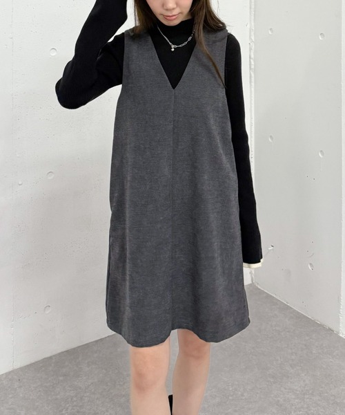 archives（アルシーヴ）の「２ｗａｙＶネックミニジャンスカ（ジャンパースカート・レディース・ブラウン/グレー・MEDIUM）」の2枚目の写真