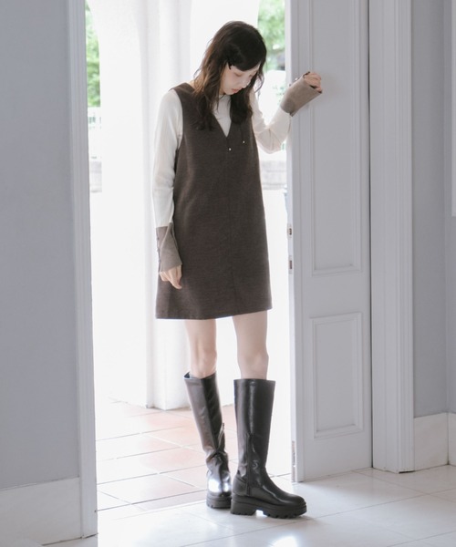 archives（アルシーヴ）の「２ｗａｙＶネックミニジャンスカ（ジャンパースカート・レディース・ブラウン/グレー・MEDIUM）」の19枚目の写真