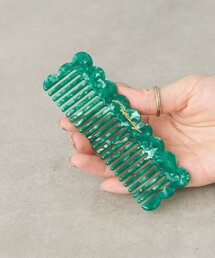 BIRTHDAY BAR（バースデイバー）の「アセチコーム（ヘアブラシ）」