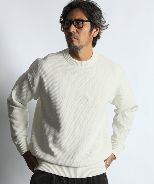 The DUFFER of ST.GEORGE（ザダファーオブセントジョージ）の「WASHABLE WAFFLE KNIT：自宅で洗える ウォッシャブル ワッフルニット（ニット/セーター・メンズ・アッシュグレー/グレー/ダークブラウン/ホワイト/ブラック・MEDIUM/LARGE/X-LARGE）」の2枚目の写真