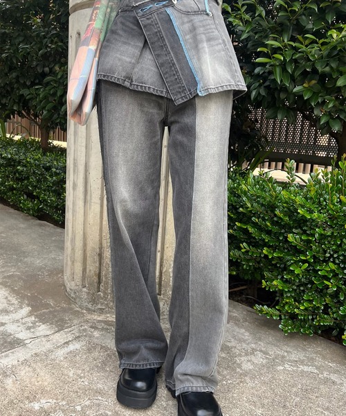 Ameri（アメリ）の「NEON STITCH REMAKE DENIM（デニムパンツ・レディース・ブラック/ブルー・24inch/25inch/26inch）」の2枚目の写真