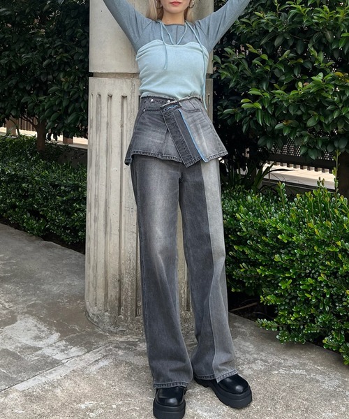 Ameri（アメリ）の「NEON STITCH REMAKE DENIM（デニムパンツ・レディース・ブラック/ブルー・24inch/25inch/26inch）」の3枚目の写真