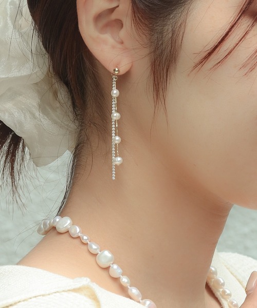 NOIR DE POUPEE(ノワールドプーペ)の「【WEB限定】silver925 淡水パールバックキャッチピアス(ピアス(両耳用)・レディース・ゴールド/シルバー・FREE)」の3枚目の写真