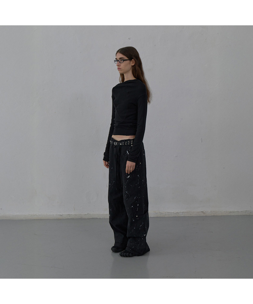 LCDC TM(エルシーディーシーティーエム)の「NEW CURVED LONG SLEEVE TOP (BLACK)(Tシャツ/カットソー・レディース・その他・SMALL/MEDIUM)」の3枚目の写真