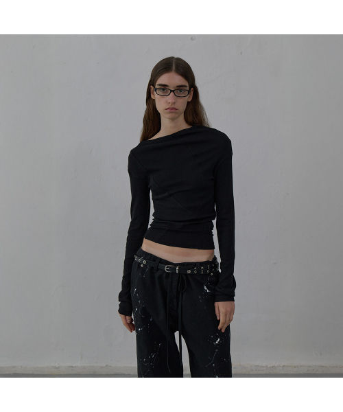 LCDC TM(エルシーディーシーティーエム)の「NEW CURVED LONG SLEEVE TOP (BLACK)(Tシャツ/カットソー・レディース・その他・SMALL/MEDIUM)」の5枚目の写真