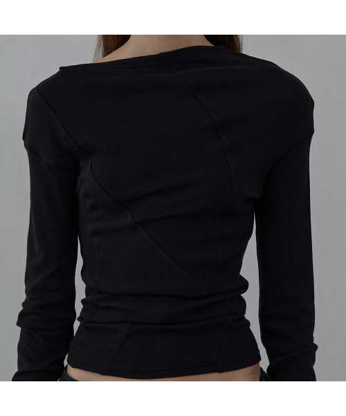 LCDC TM(エルシーディーシーティーエム)の「NEW CURVED LONG SLEEVE TOP (BLACK)(Tシャツ/カットソー・レディース・その他・SMALL/MEDIUM)」の2枚目の写真