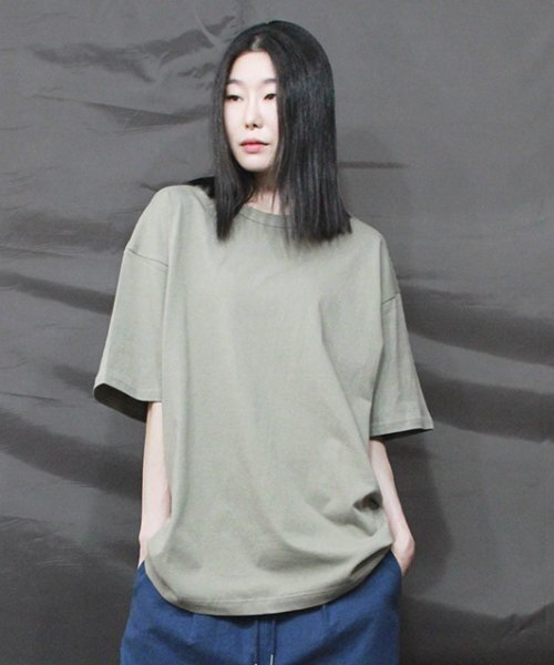 DEMARC(ドゥマーク)の「オーバーサイズ 無地 レイヤード 半袖Tシャツ ライトカーキ(Tシャツ/カットソー・レディース・その他・LARGE)」の3枚目の写真