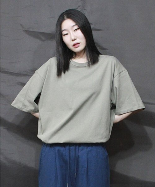 DEMARC(ドゥマーク)の「オーバーサイズ 無地 レイヤード 半袖Tシャツ ライトカーキ(Tシャツ/カットソー・レディース・その他・LARGE)」の5枚目の写真