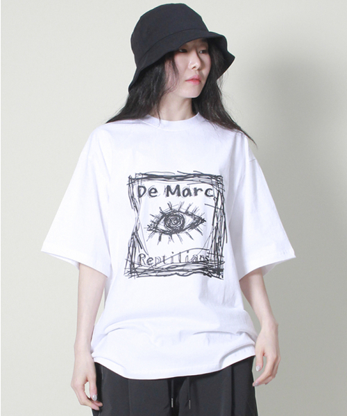 DEMARC(ドゥマーク)の「オーバーサイズスクエアプリント半袖Tシャツホワイト(Tシャツ/カットソー・レディース・その他・LARGE/MEDIUM)」の6枚目の写真